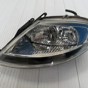 Ляв фар за Citroen C3