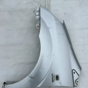Преден ляв калник за Toyota Corolla Verso (2004-2009)