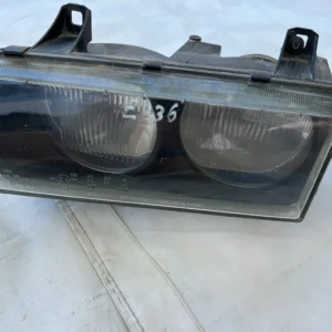 ляв фар E36