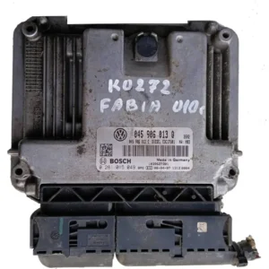 Компютър двигател 045906013Q 0281015049 SKODA Fabia