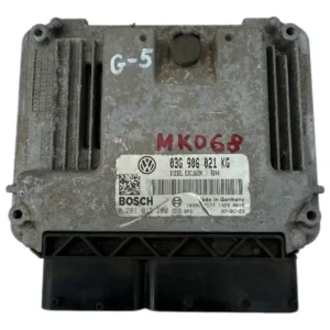 Компютър двигател 03G906021KG Volkswagen Golf V