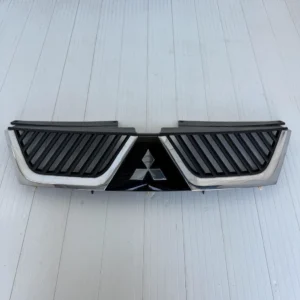 Предна решетка за Mitsubishi Outlander 2007-2012
