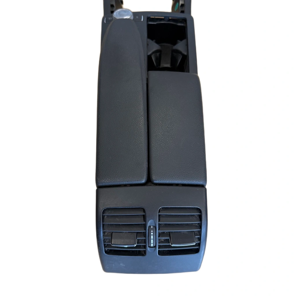 Централна конзола подлакътник A204680150 Mercedes