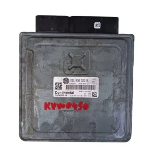 Компютър двигател 03L906023B 5WP42899AA VW Golf VI