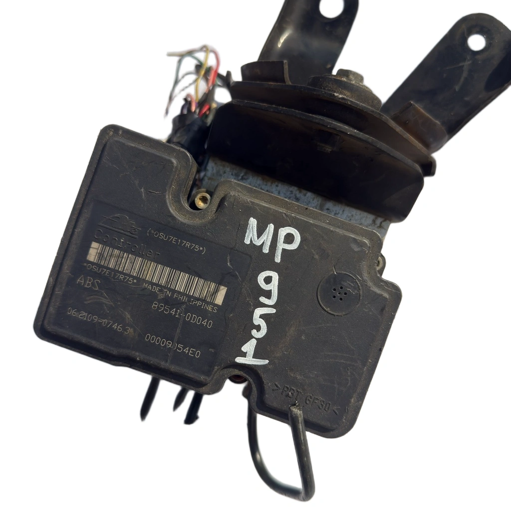 ABS помпа 89541-0D040 Toyota