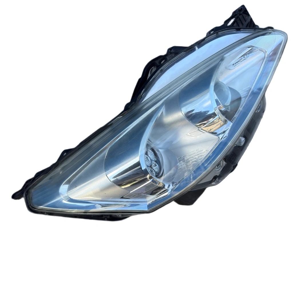 Десен фар Xenon LED Peugeot