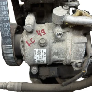 Компресор климатик 5Q0820803C VW Audi Seat Skoda